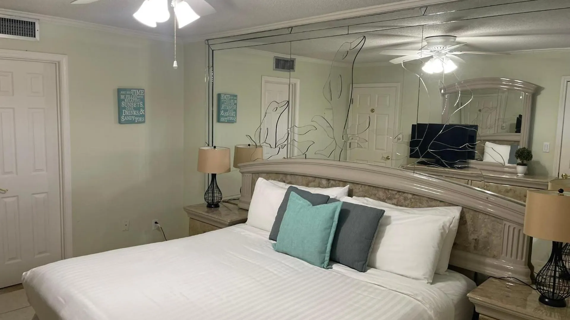 Holiday Surf And Racquet Unit 214 Destin Holiday home